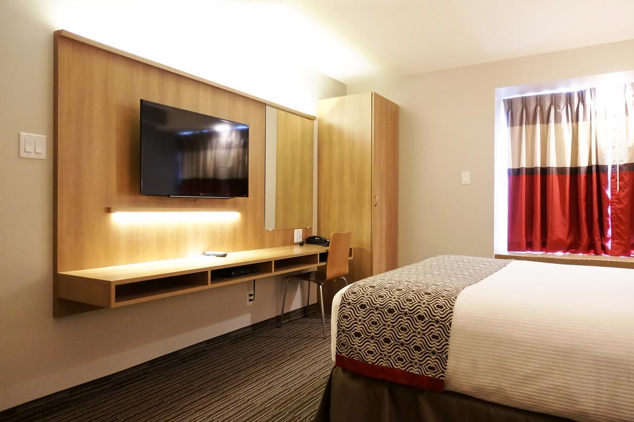 Microtel Casselman Exterior photo